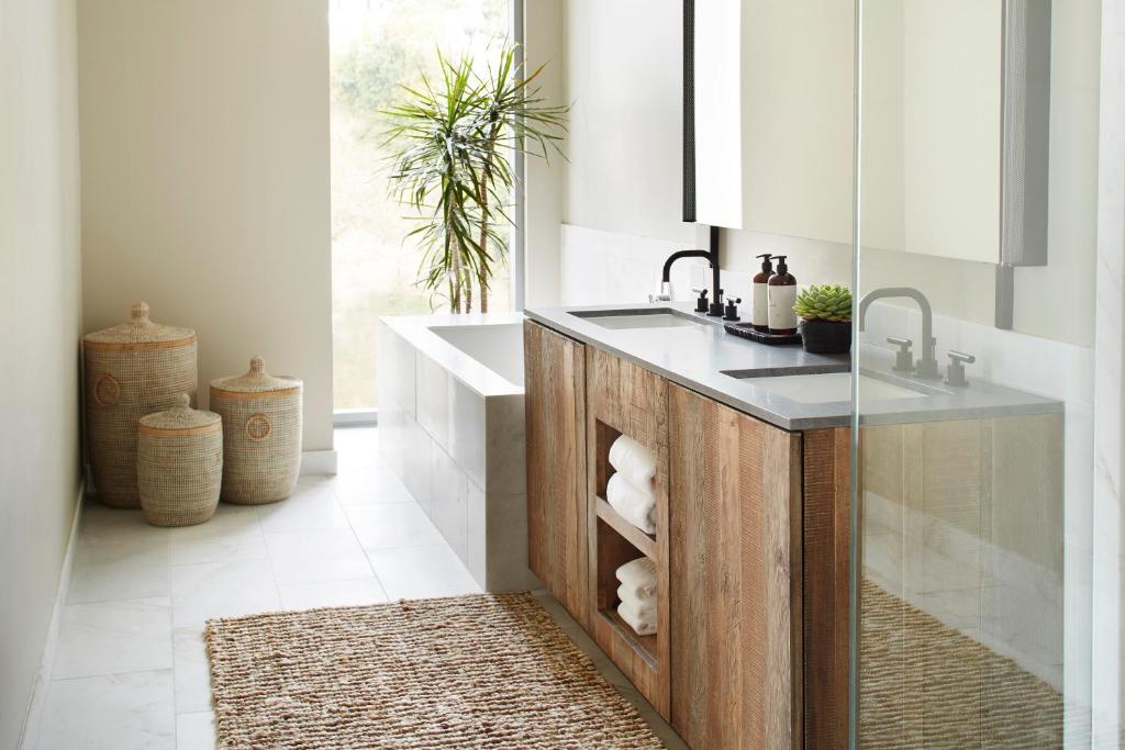 Panoramic One Bedroom Suite