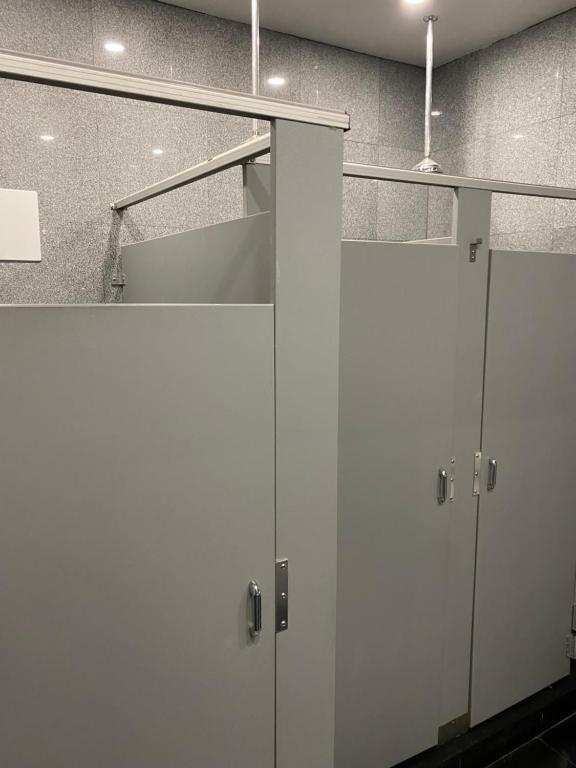 Apartment With Shared Bathroom