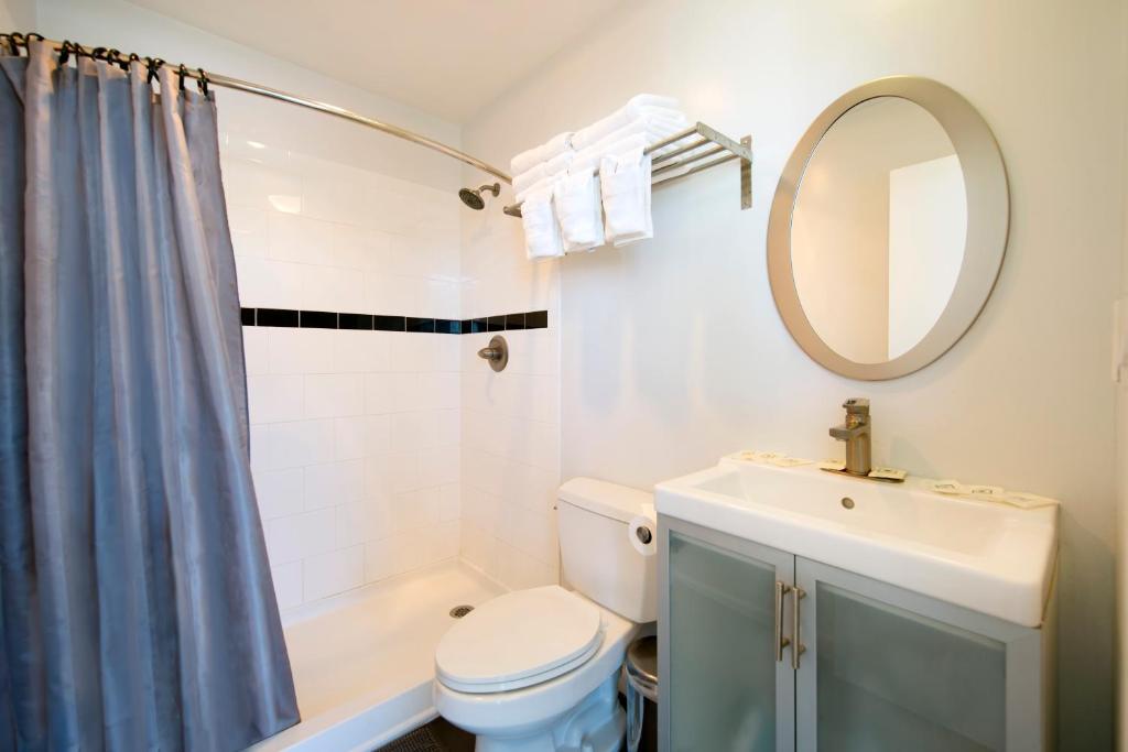 Large Oceanfront Studio