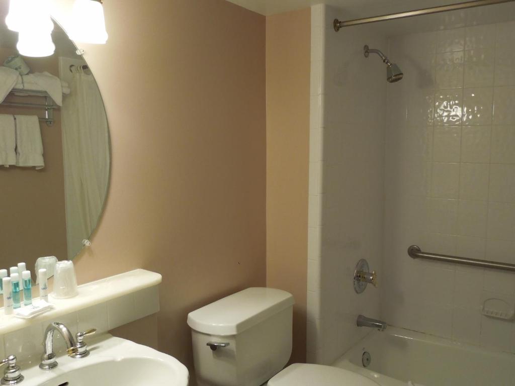 Queen Room with Two Queen Beds