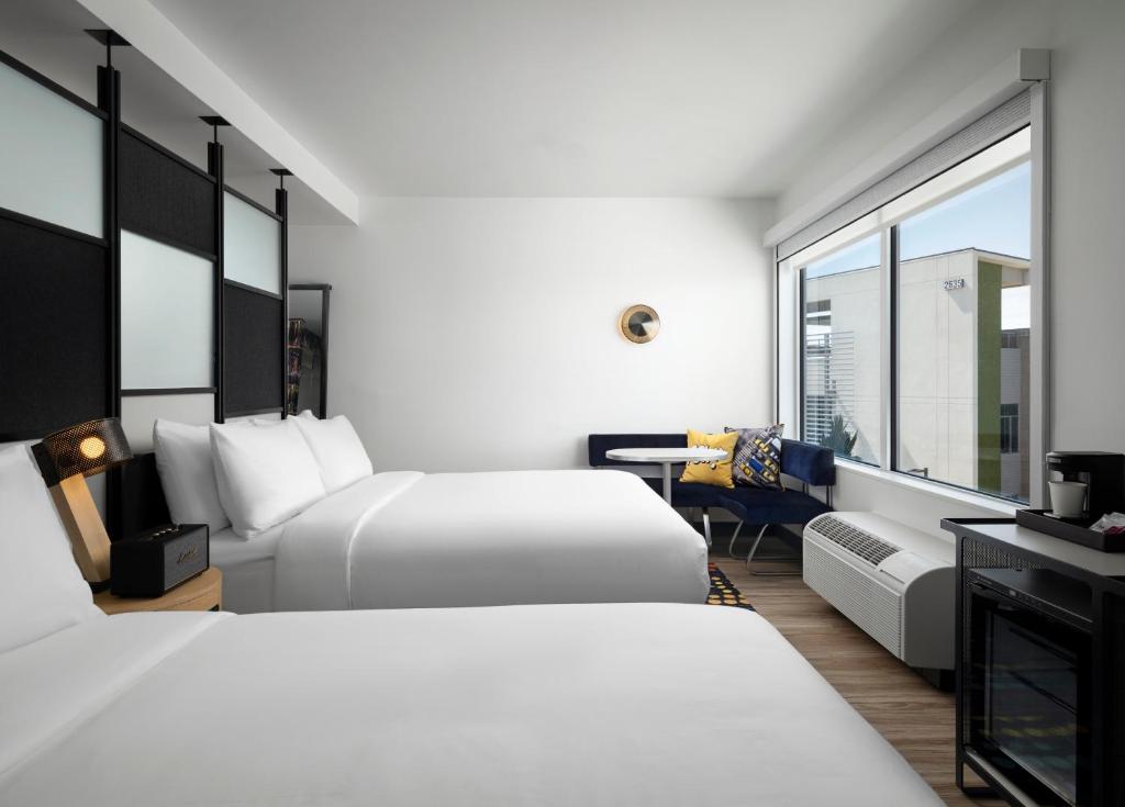 Queen Room with Two Queen Beds