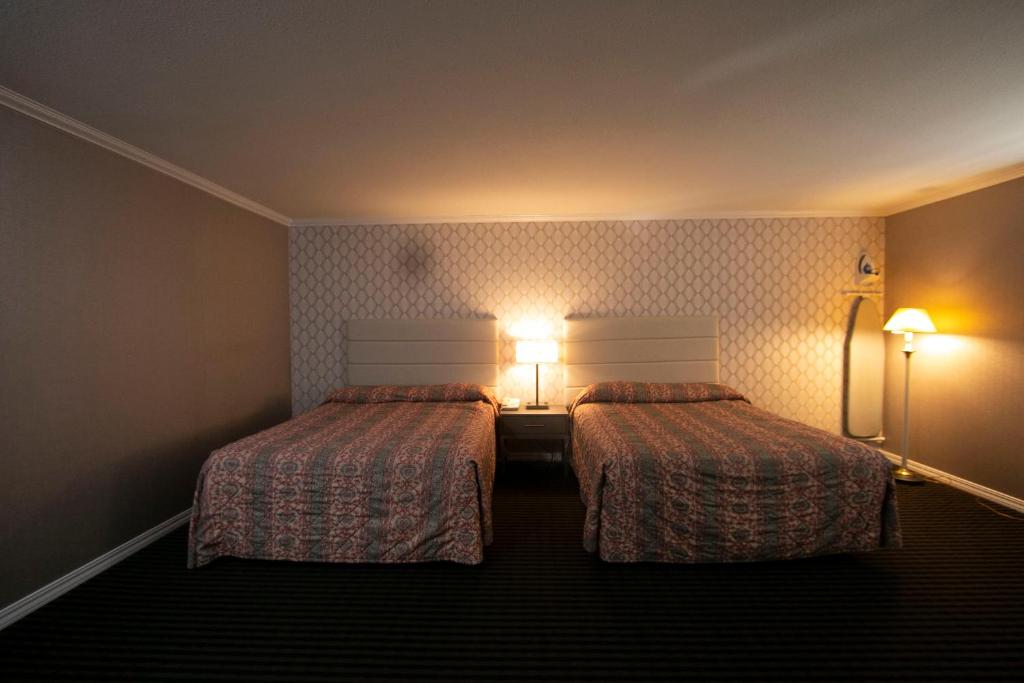 Queen Room with Two Queen Beds