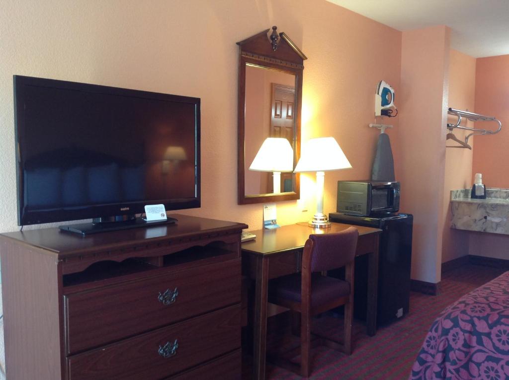 King Room – Disability AccessNon-Smoking