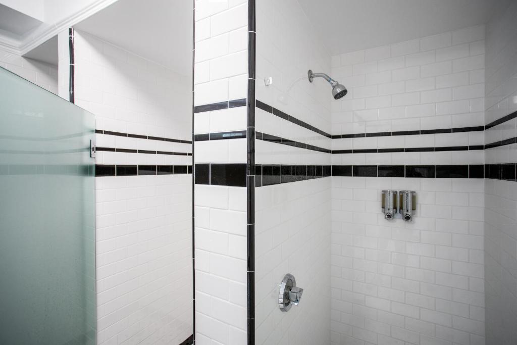 One-Bedroom Suite with Shared Bath