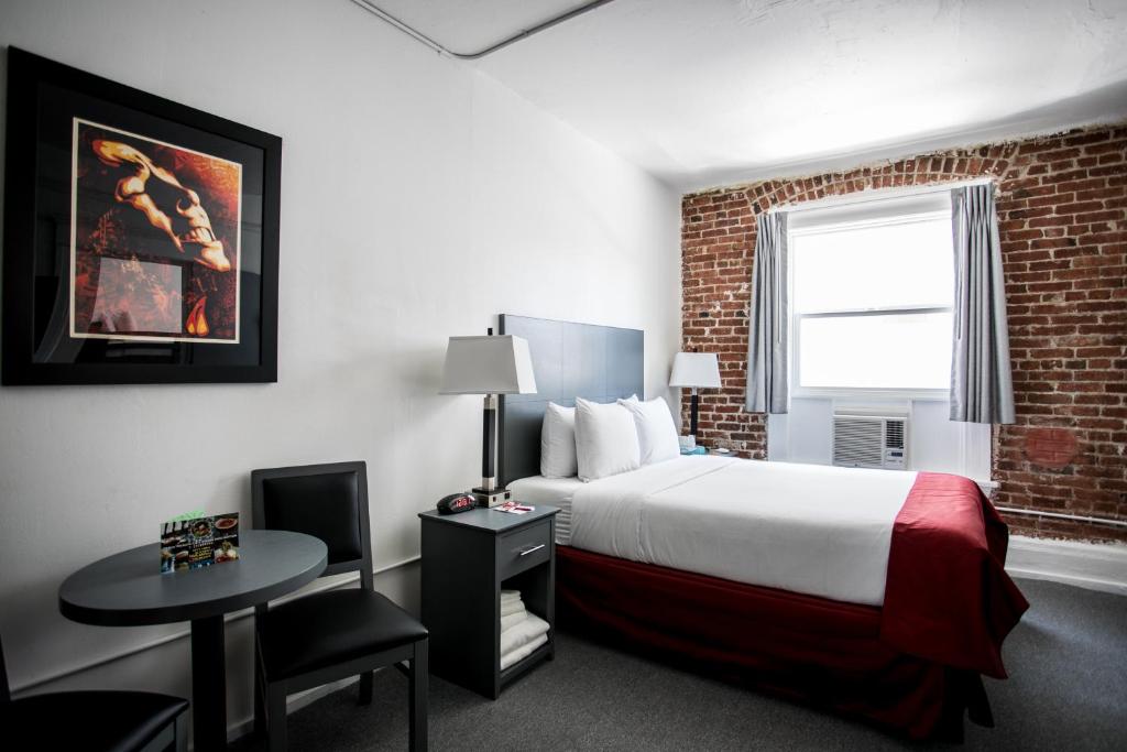 Queen Room with Shared Bathroom