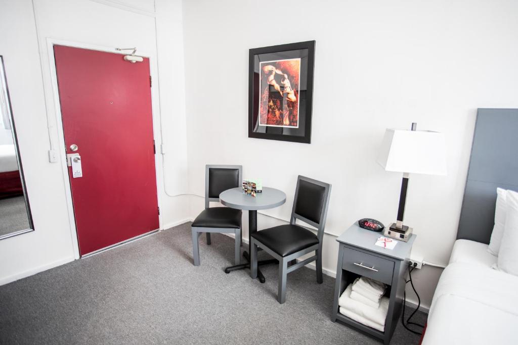 Queen Room with Shared Bathroom