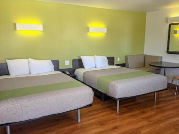 Standard Queen Room with Two Queen Beds