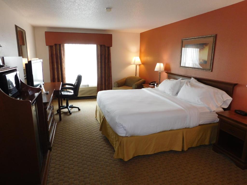 King Room – Non-Smoking