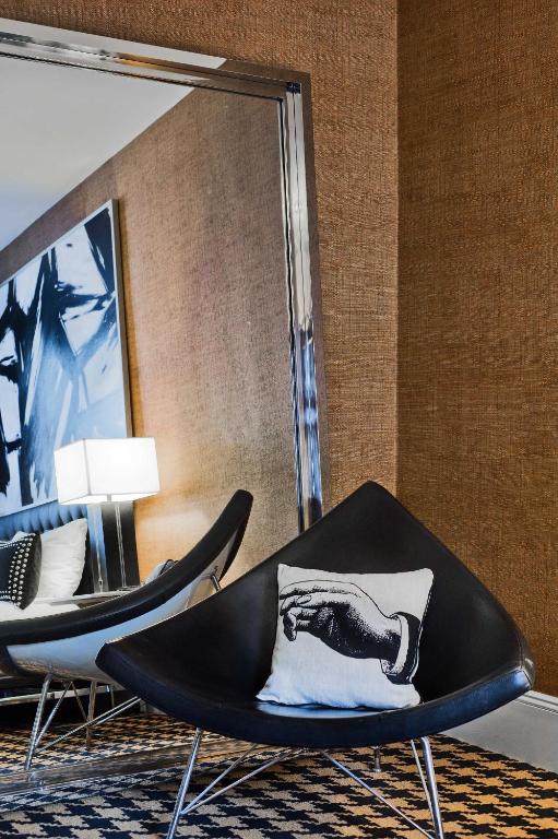 Queen Room – Disability Access