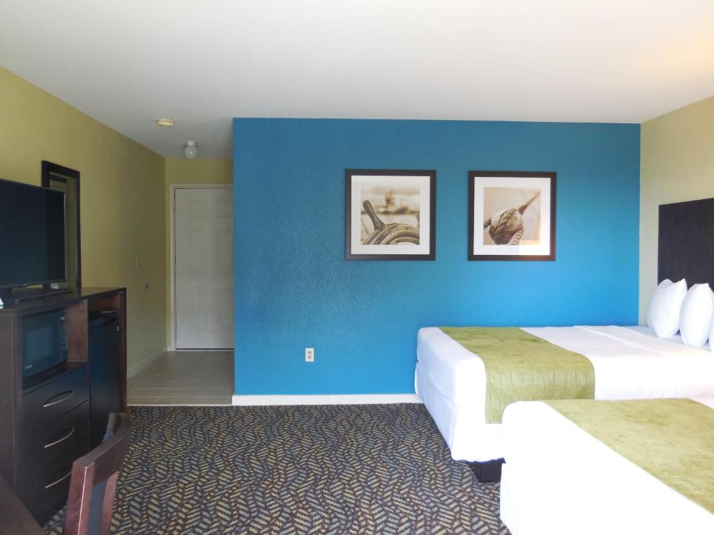 Deluxe Double Room with Balcony and Sea View