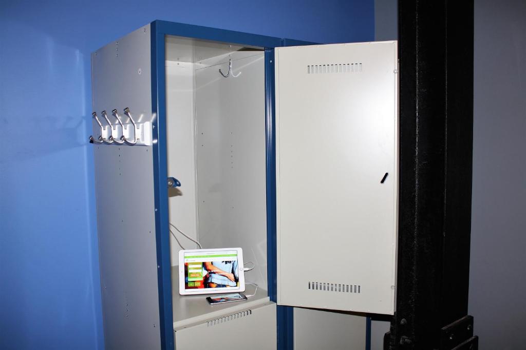 Bed in 6-Bed Female Dormitory Room