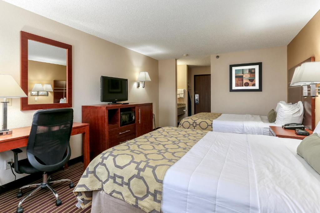 Deluxe Room with Two Queen Beds – Non-Smoking