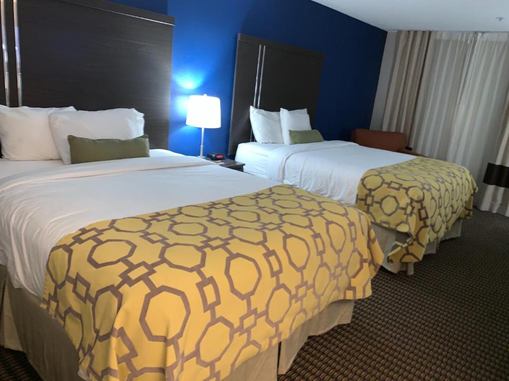 Double Room with Two Double Beds and MobilityHearing Impaired Access – Non-Smoking