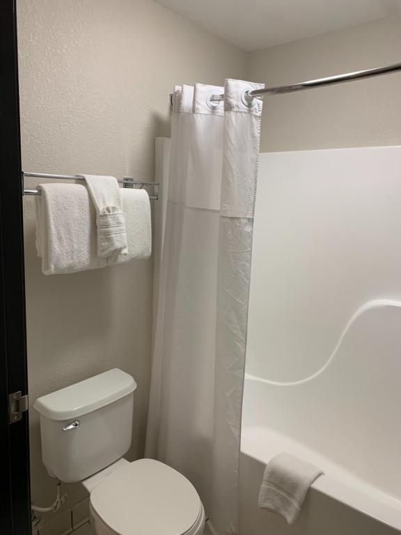 King Room – Non-Smoking