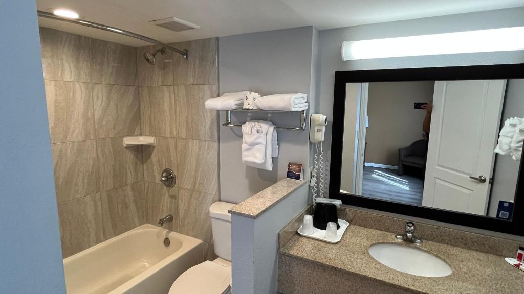 King Room – Non-Smoking