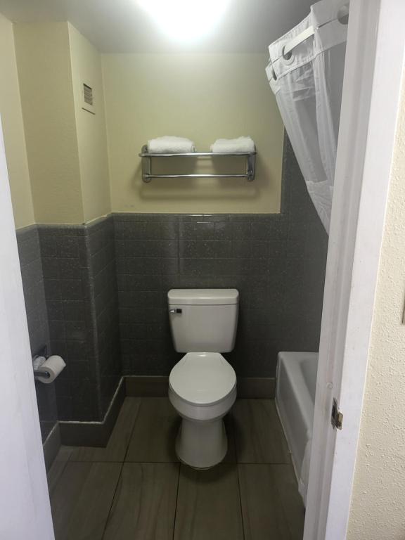 Double Room with Two Double Beds – Non-Smoking