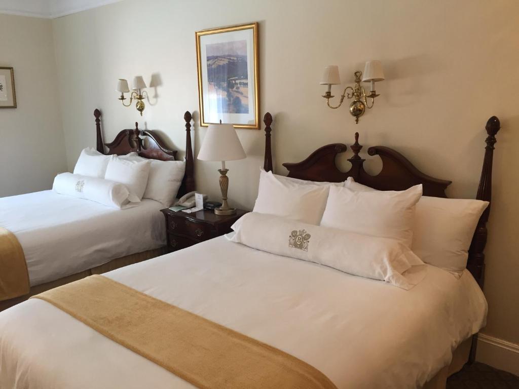 Studio Suite With Wet Bar