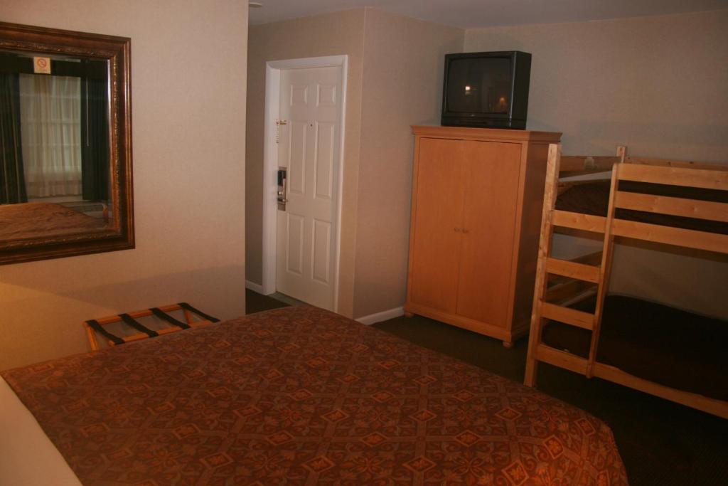 Two Bedroom King Suite