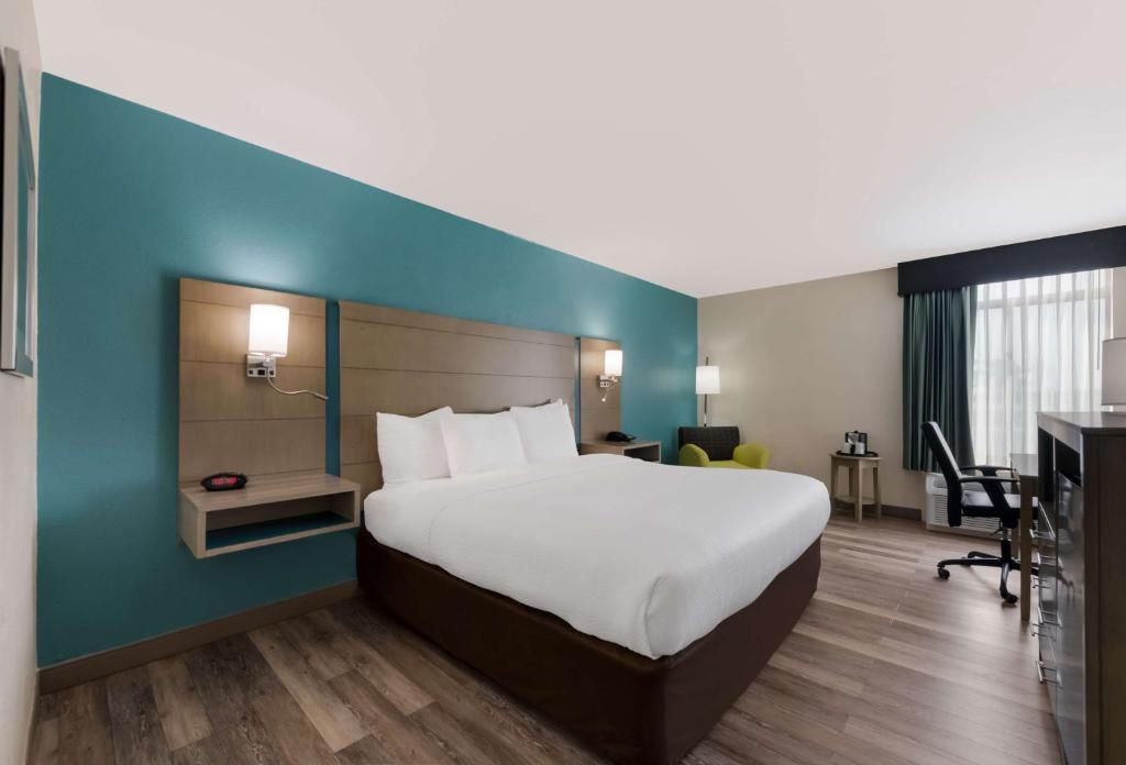 King Room – Non-Smoking