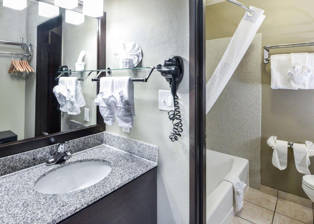 King Room – Non-Smoking