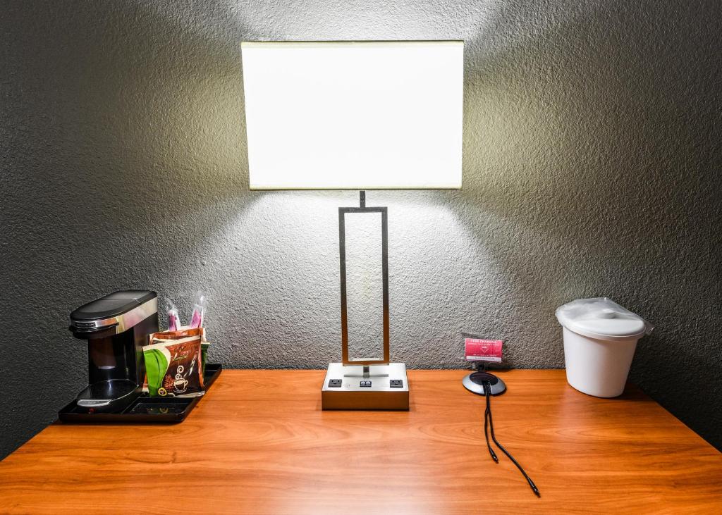 King Room – Non-Smoking