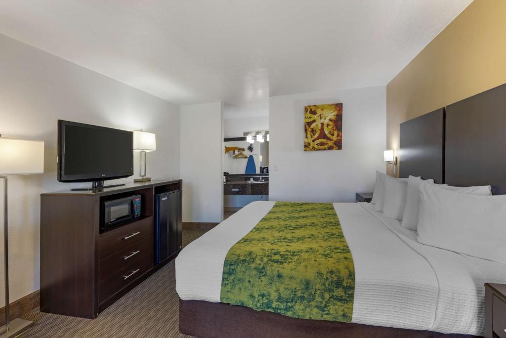 King Room – Non-Smoking