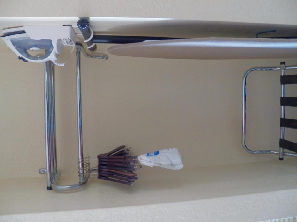 King Room with Sofa Bed – Smoking