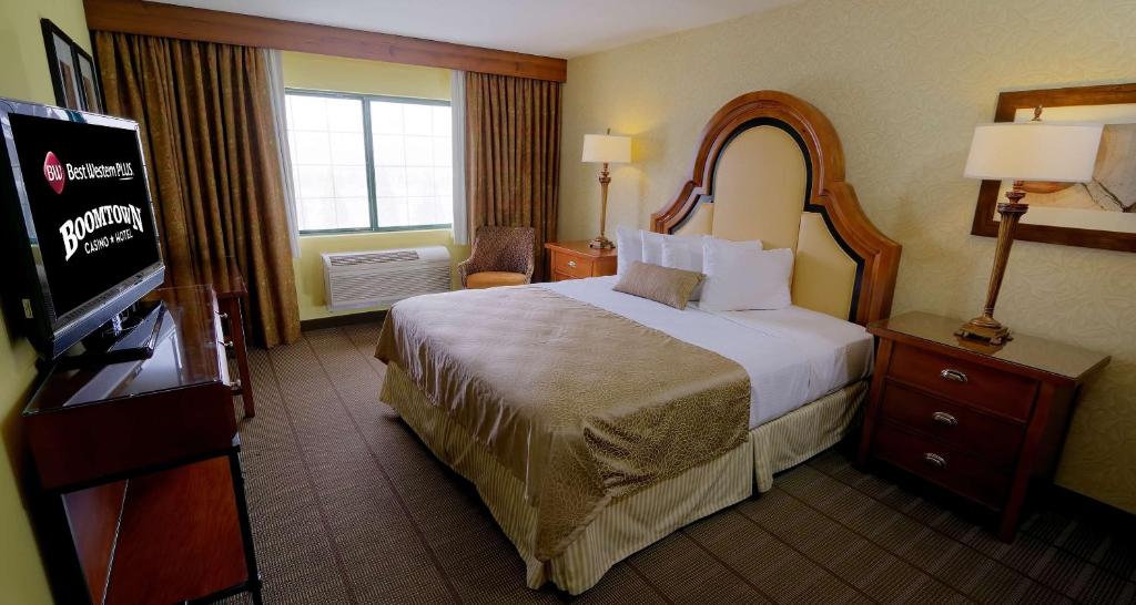 Standard King Room – Disability AccessNon-Smoking