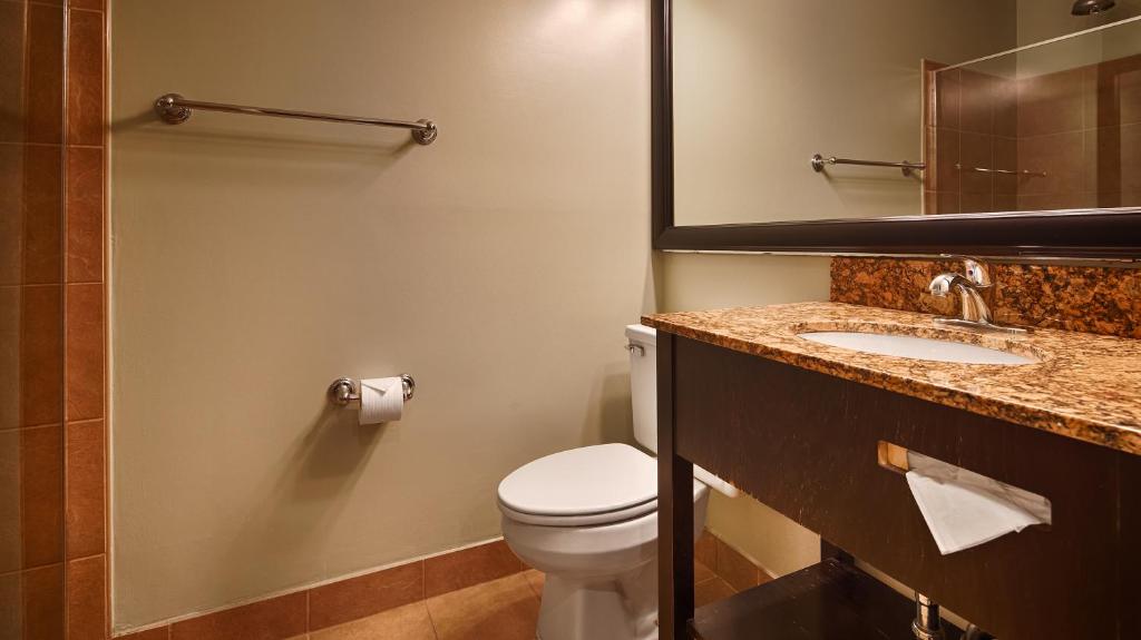 Double Room with Two Double Beds – Non-Smoking