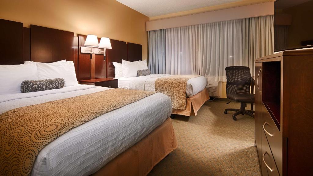 Double Room with Two Double Beds – Non-Smoking