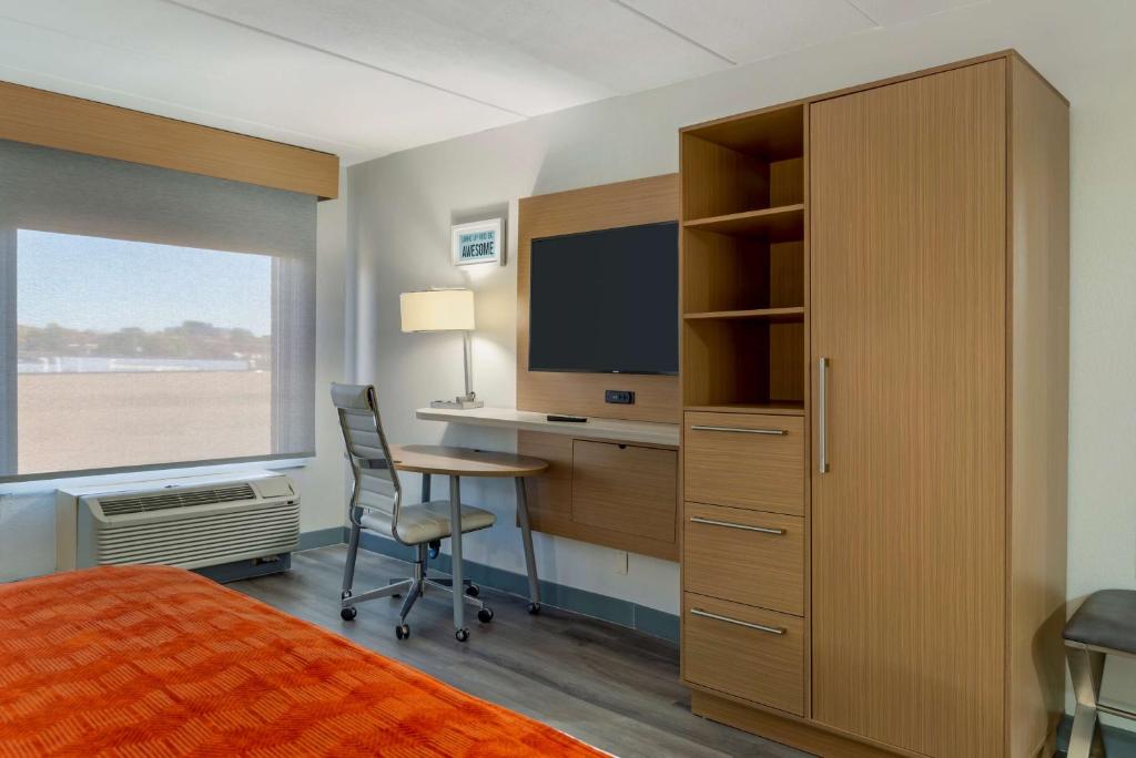 King Room – Non-Smoking