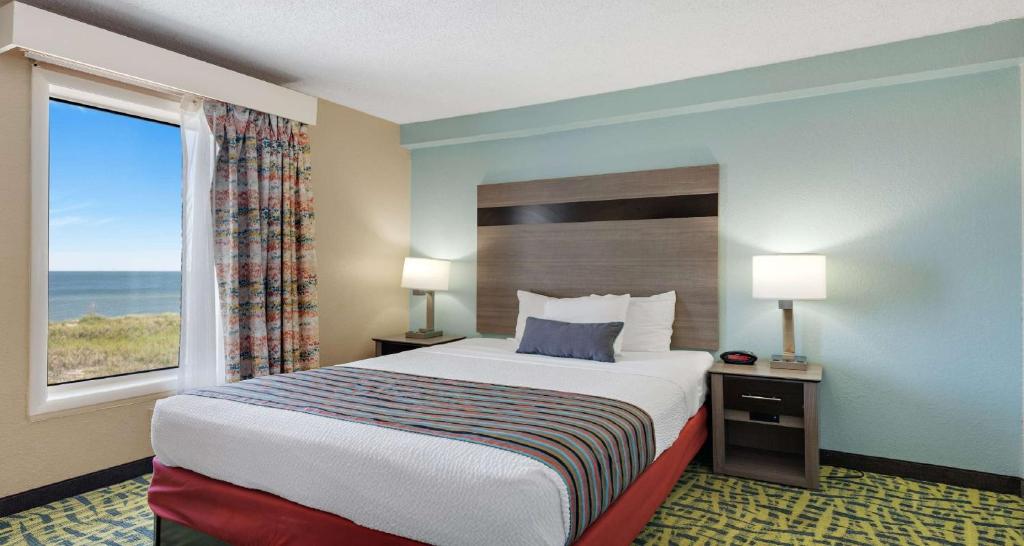 Queen Suite with Two Queen Beds – Non-SmokingPet Friendly Room