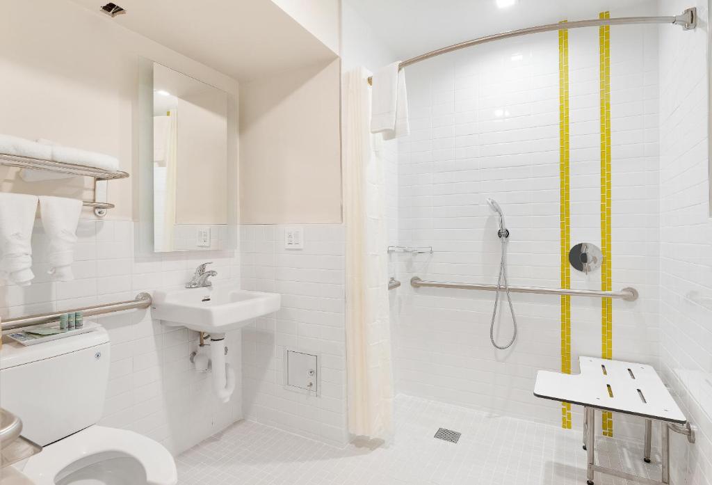 King Room  – Disability Access