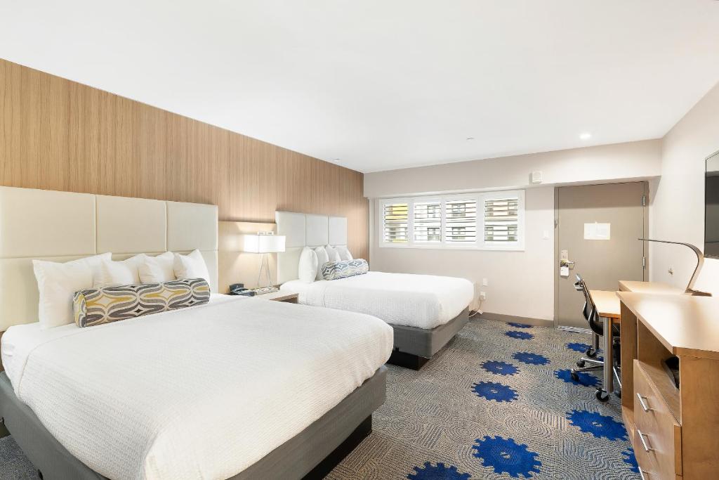 Queen Room with Two Queen Beds and Patio