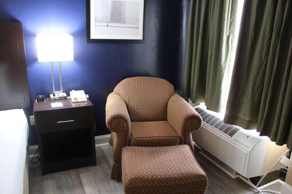 Executive King Room – Non-Smoking