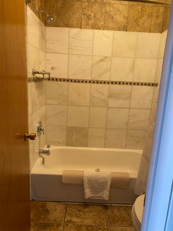 Standard Queen Room with Two Queen Beds