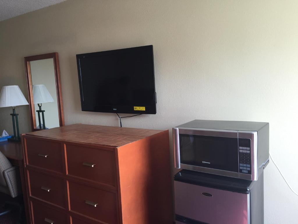 King Room – Non-Smoking