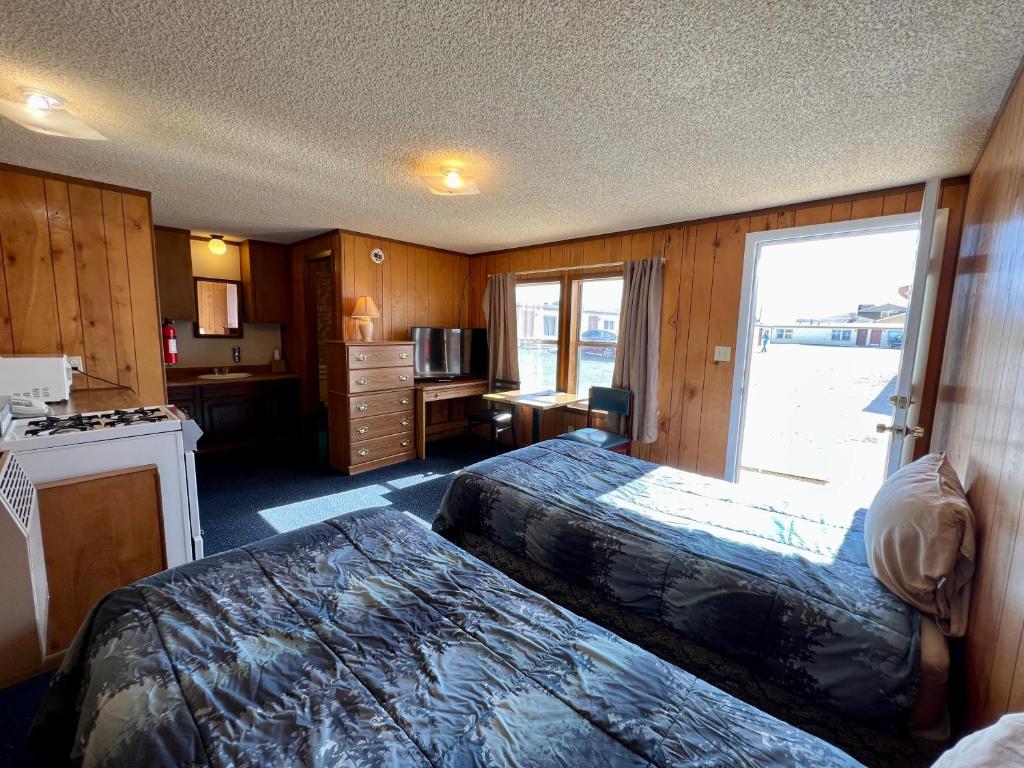 Deluxe Double Studio