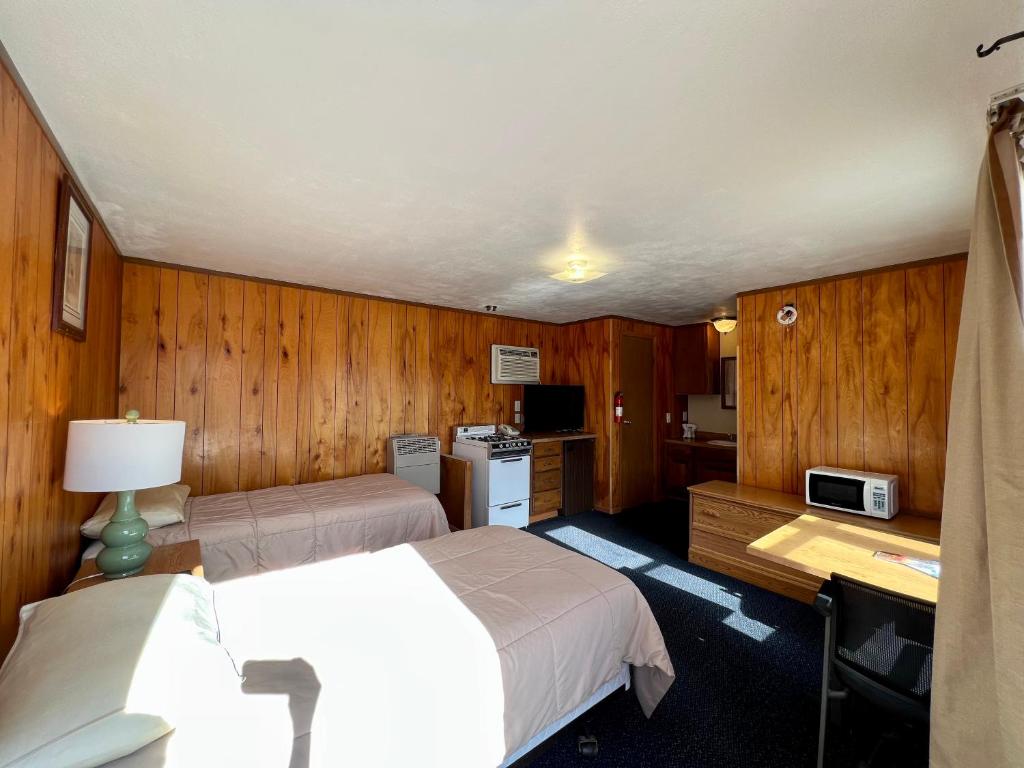 Economy Double Room