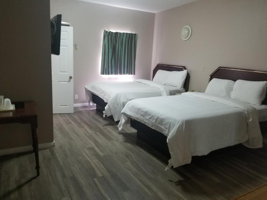 Double Room with Two Double Beds