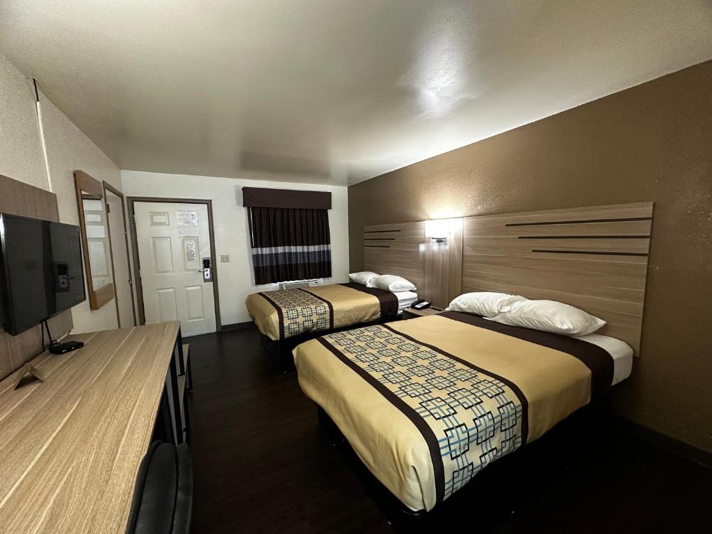 Double Room with Two Double Beds