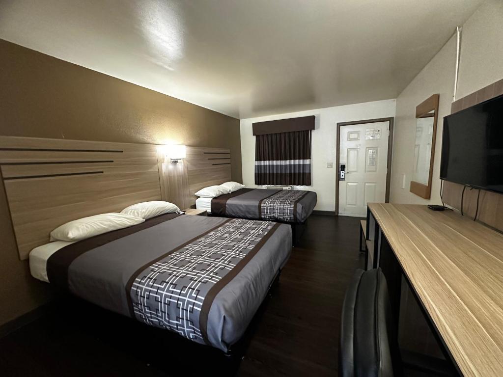 Double Room with Two Double Beds