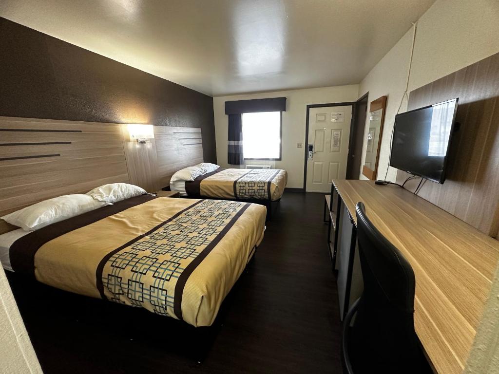 Double Room with Two Double Beds
