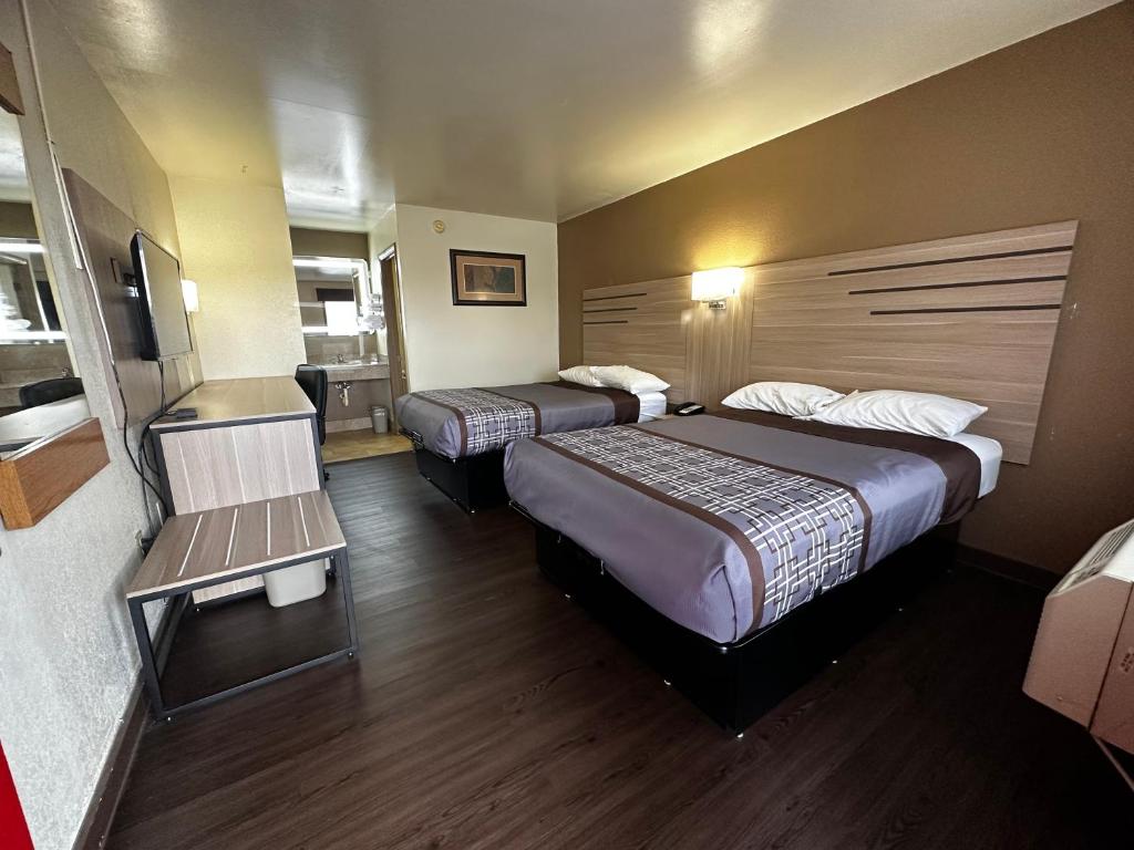 Double Room with Two Double Beds