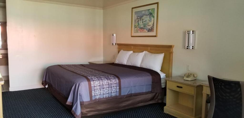 Standard Non-Smoking King Room