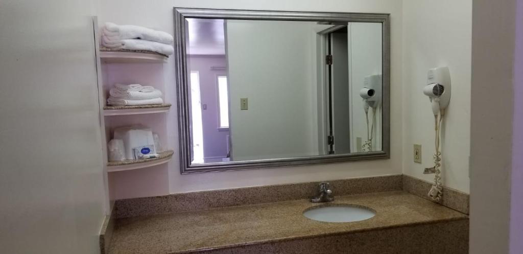 Standard Non-Smoking King Room