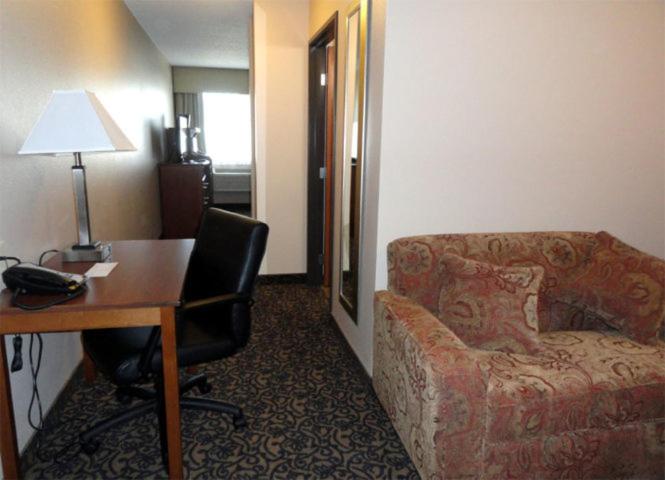 Deluxe Suite