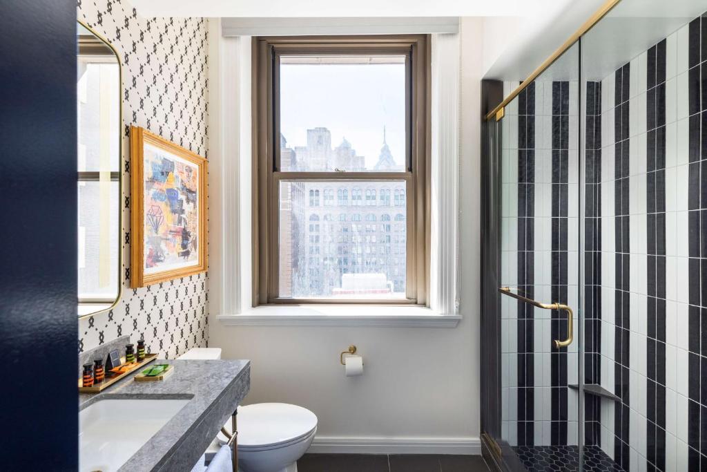 King Room with City View