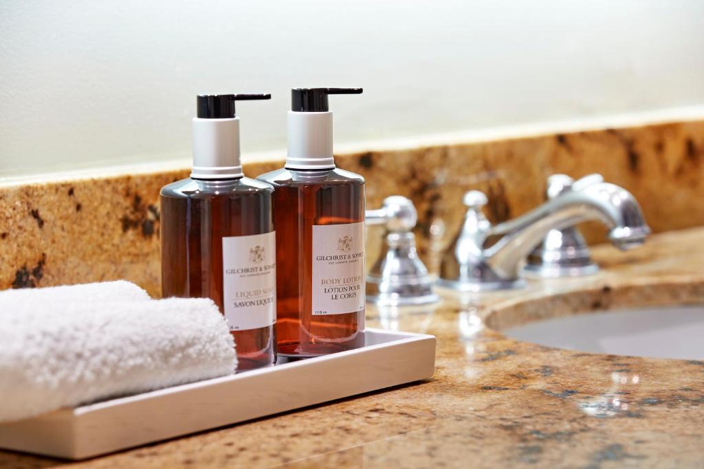 King Room – Non-Smoking