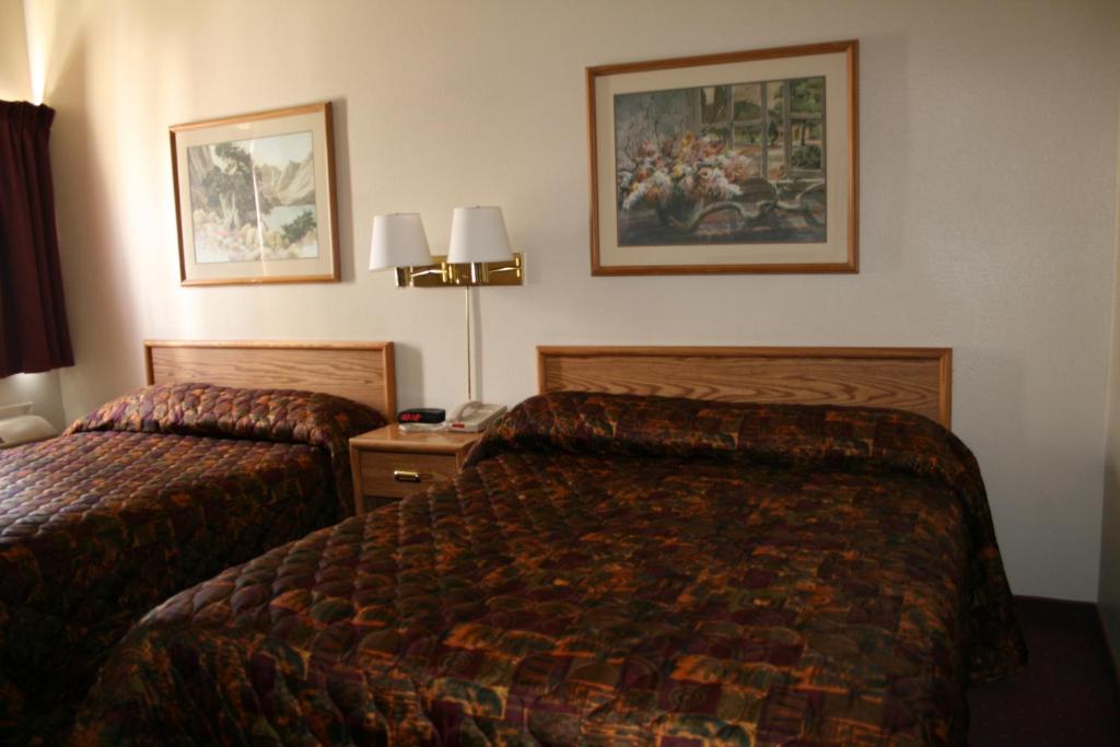 Queen Room with Two Queen Beds